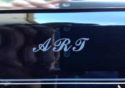 10304971 784911721572119 593104430551682648 n 400x284 - Monogram
